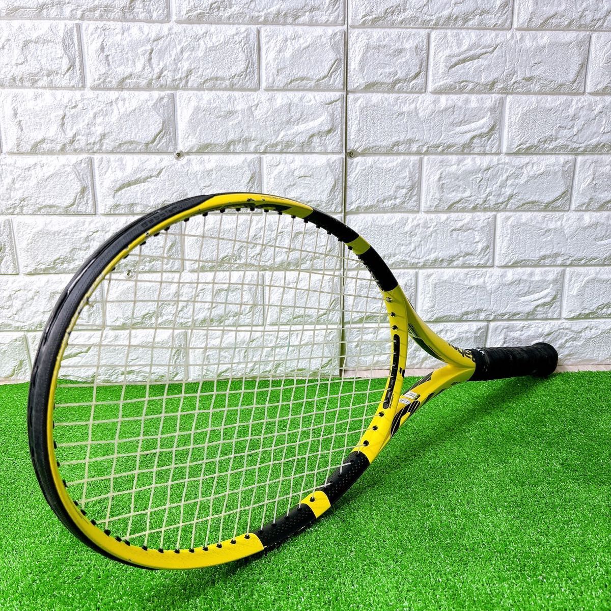 Babolat Pure Aero バボラ ピュア アエロ 硬式 テニスラケット 2019 グリップサイズ G2 おすすめ 人気 球技 スポーツ用品 イエロー 良品_画像1
