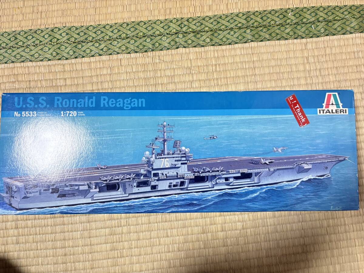 ITALERI イタレリ プラモデル 1/720 U.S.S. Ronald Reagan アメリカ海軍空母 ロナルド・レーガン 5533 ジャンク_画像1