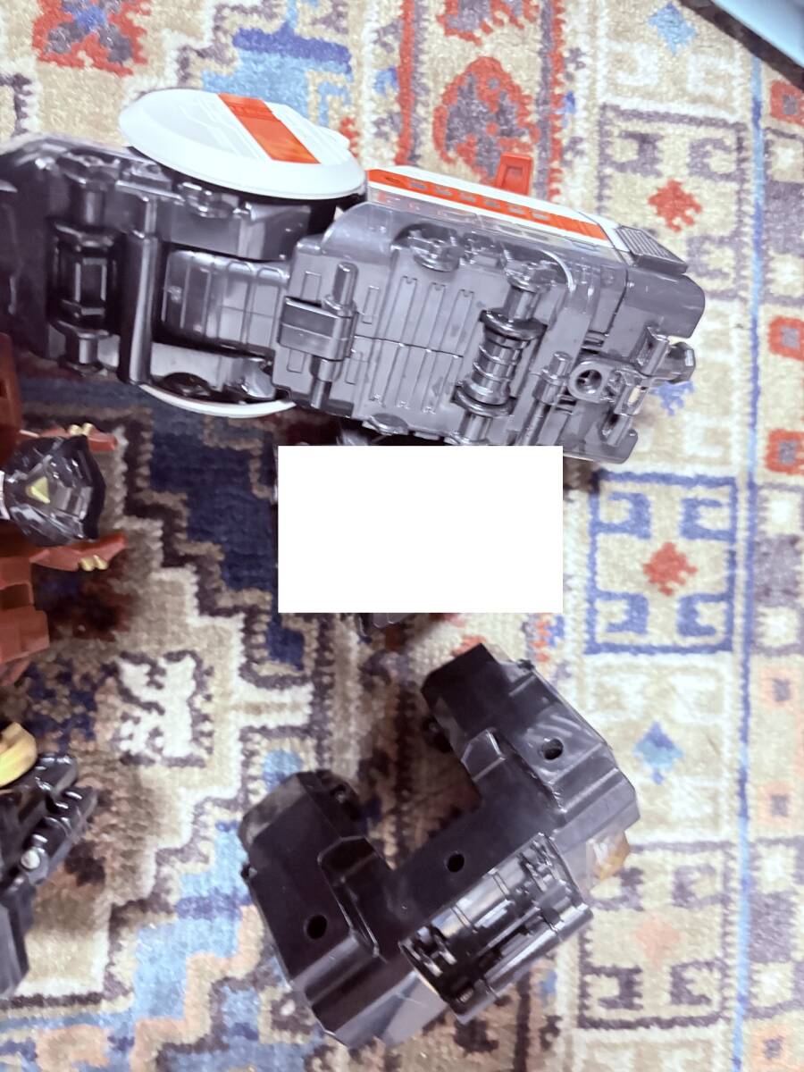 炎神戦隊ゴーオンジャー 炎神合体シリーズ10-12 DXキョウレツオー パーツ取りに 現状受け渡し品_画像4