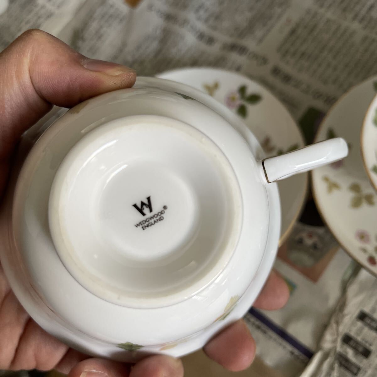 ウェッジウッド ティーカップ カップ 洋食器 ペア WEDGWOOD ワイルドストロベリー_画像2