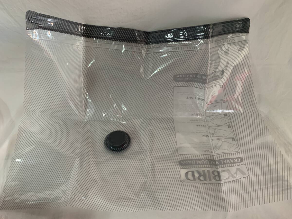 【1円オークション】Vacbird 衣類圧縮袋 9枚セット 圧縮袋 & 充電式ポンプ 旅行や家庭での衣類などの収納に使用　ANK1494_画像3