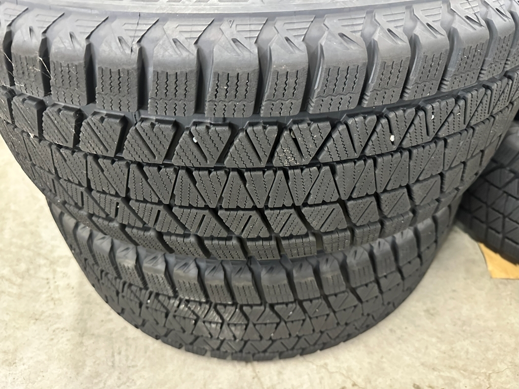 ☆レンジローバー ヴェラール 純正 スタッドレス☆_画像7