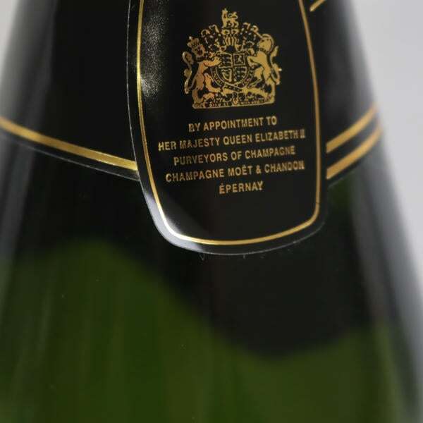 1 иен ~MOET&CHANDON( Moet&Chandon ) желтохвост .to12% 750ml R25K150016