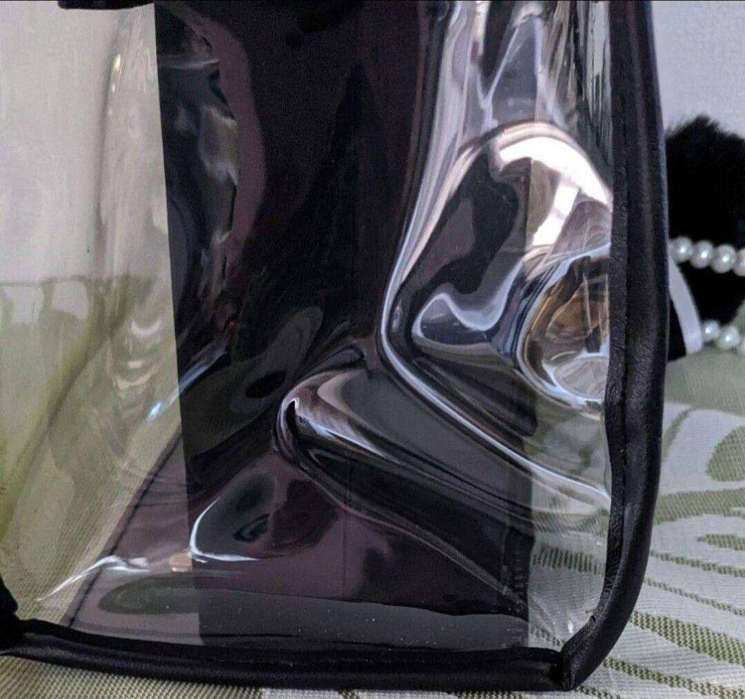 シャネル銀座限定カメリア付きショップ袋、リボン付きと新品クリアバックブラック_画像3