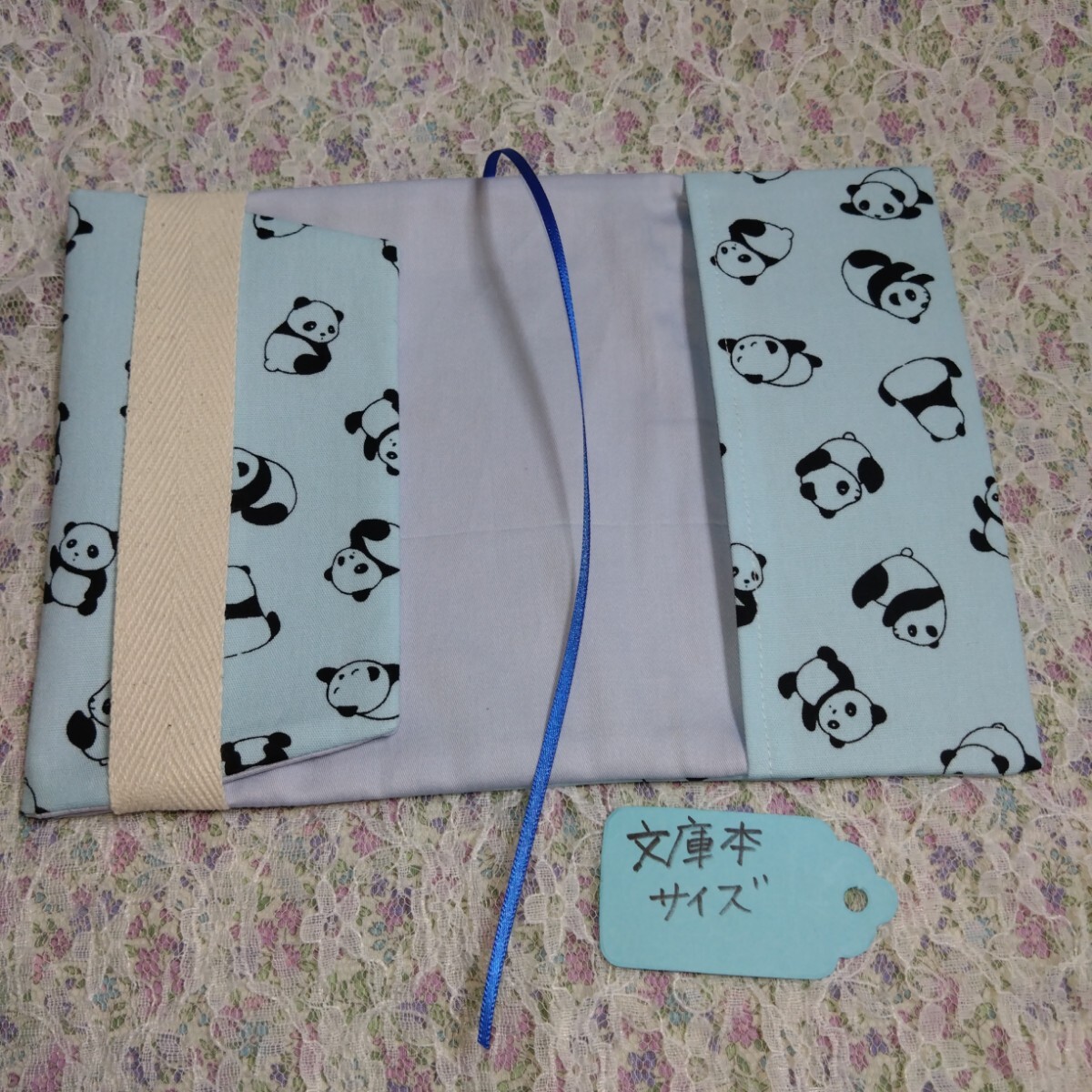 ブックカバー　文庫本size☆水色ぱんだ　かわいい　　　ハンドメイド_画像2