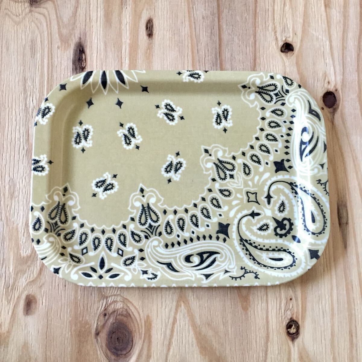 未使用 FREAK'S STORE HAV-A-HANK Bandana tray フリークスストア ハバハンク バンダナ トレイ 日本製 JAPAN MADE 米国 バンダナメーカー_画像1
