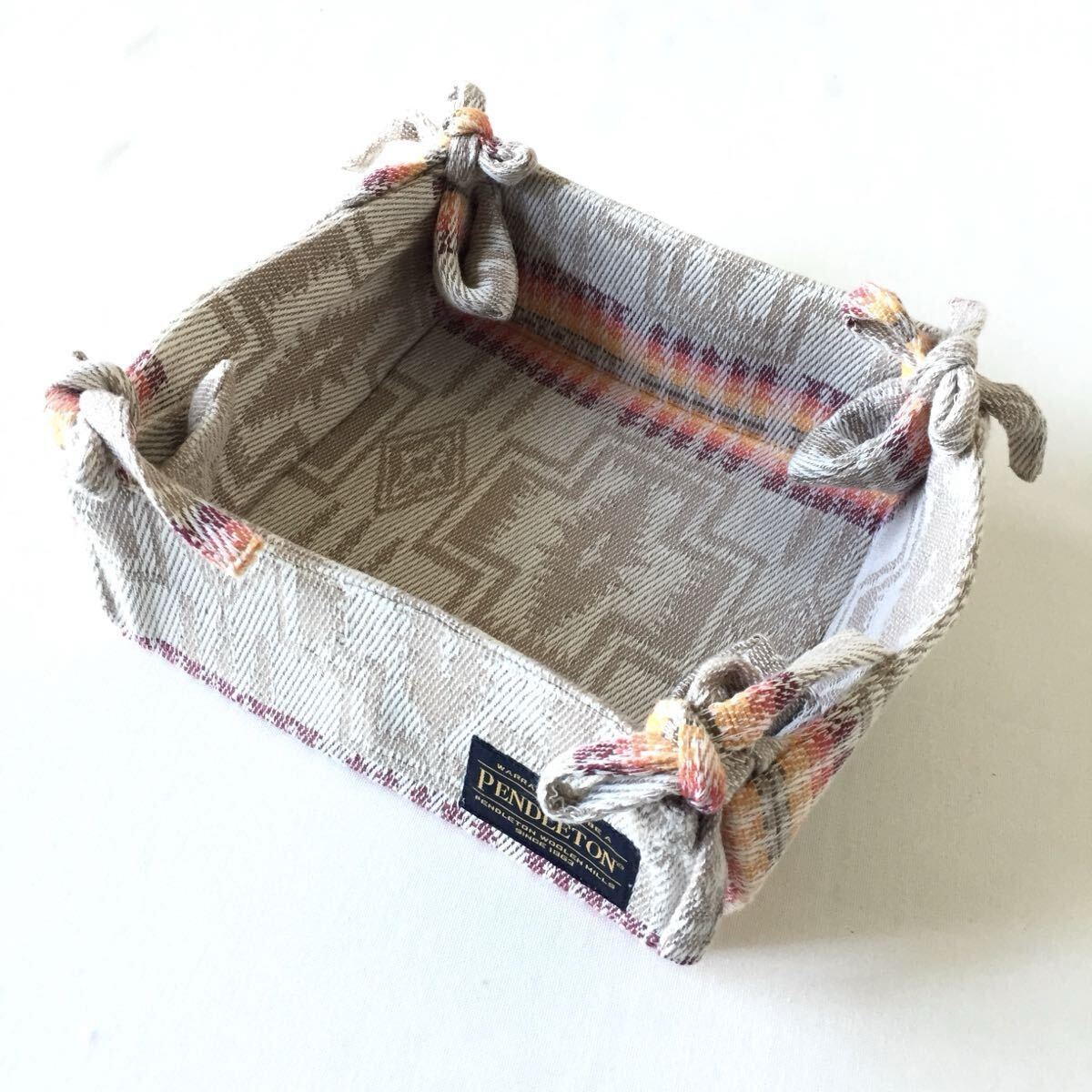 未使用 PENDLETON VANLIFE SUPPLY Native American pattern Tray ペンドルトン別注 ヴァンライフサプライ ネイティブアメリカン柄 トレイ_画像2