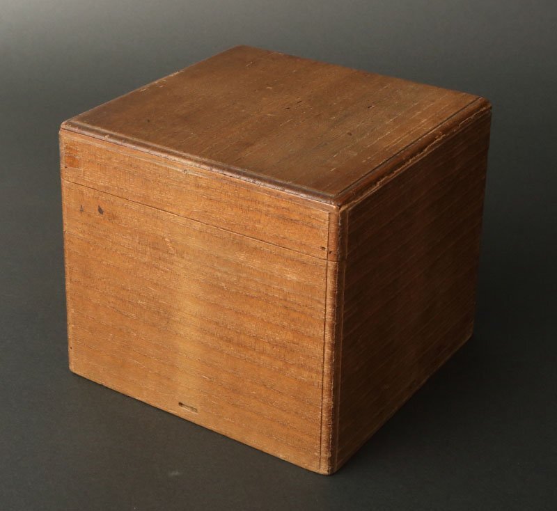 委託HK◇樂一入 黒茶碗 了々斎書付 「満月」（黒楽茶碗 筒茶碗 京焼 楽焼 茶道具 陶磁器 陶芸 炉 濃茶 千家十職 表千家 朱釉 茶事 茶席）_画像9