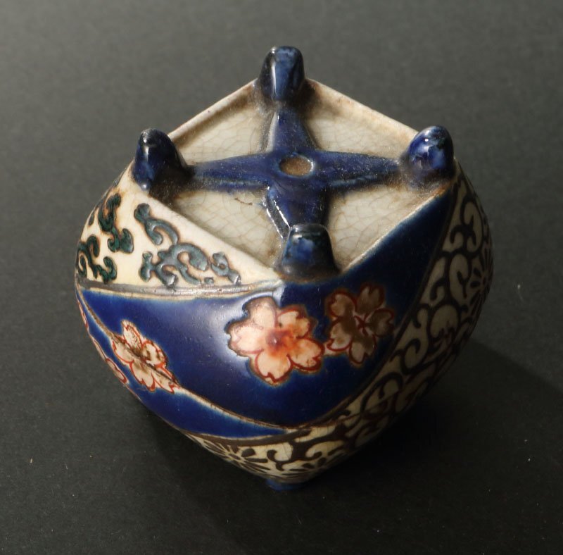 委託HK◇古清水焼 仁清糸巻香合 ※仕覆添え（茶道具 陶磁器 陶芸 京焼 清水焼 正月 慶事 七夕 年中行事 季節 飾り 古美術 7月 炭点前 ）_画像2