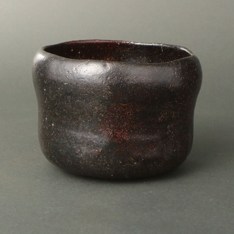 委託HK◇樂一入 黒茶碗 了々斎書付 「満月」（黒楽茶碗 筒茶碗 京焼 楽焼 茶道具 陶磁器 陶芸 炉 濃茶 千家十職 表千家 朱釉 茶事 茶席）_画像1