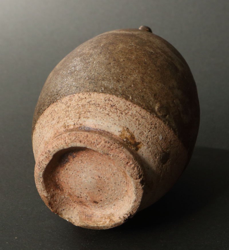 委託HK◇時代 南蛮耳付小壷（茶道具 古道具 古物 骨董 古美術 花器 花瓶 花入 一輪挿し 東南アジア 陶磁器 陶芸 つぼ 容器 東洋 アジア）_画像3