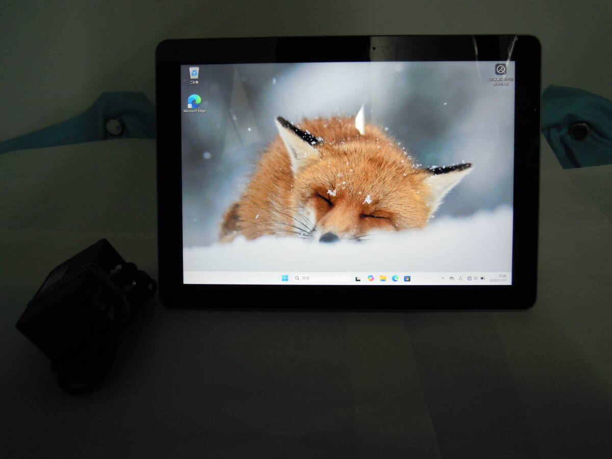 Microsoft Surface GO Model:1824 CPU:Pentium4415Y 1.60GHz 実装RAM:4GB SSD:64GB 付属品:純正アダプター #4_画像2