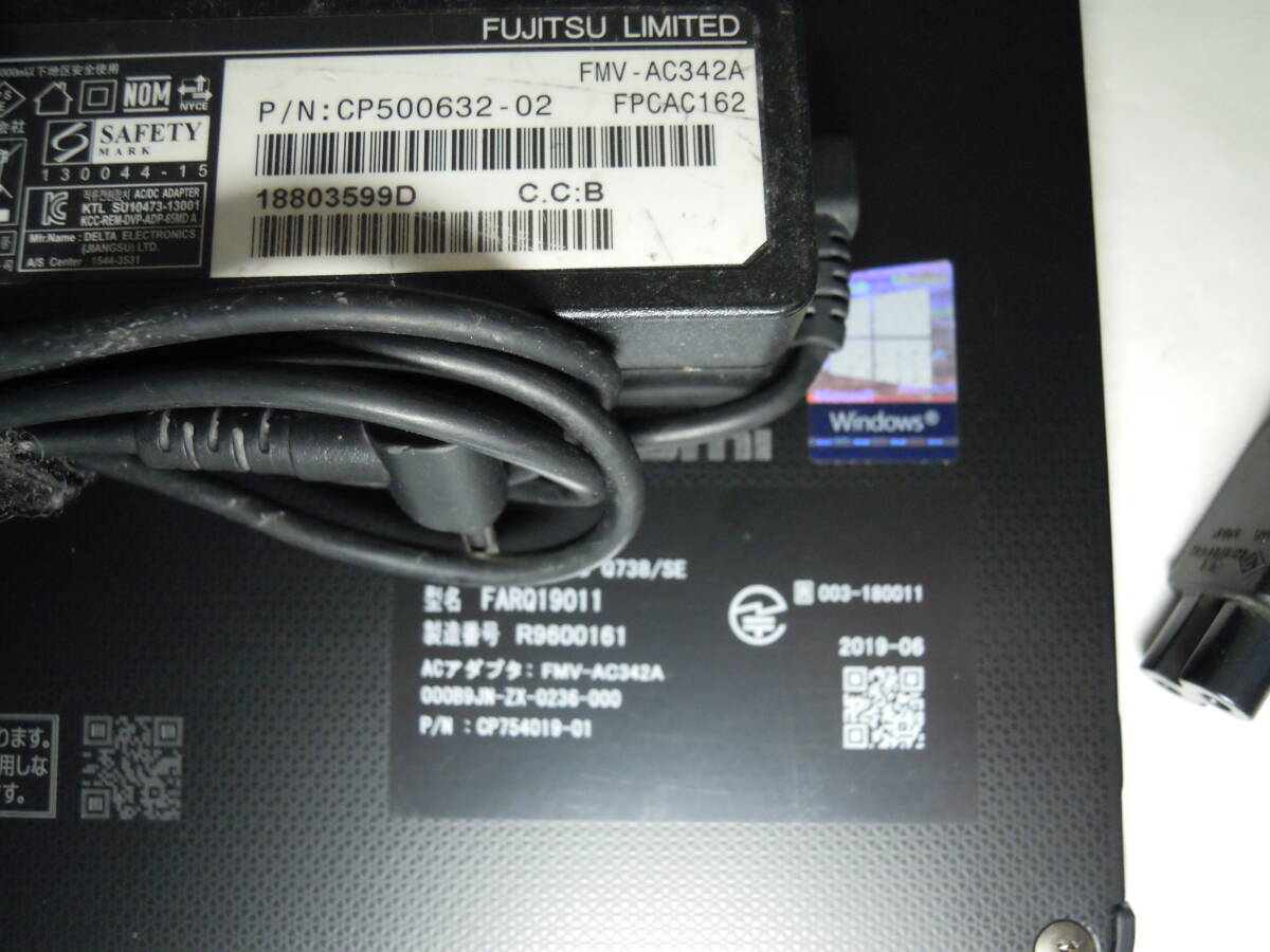 富士通(株) 品名:ARROWS Tab Q738/SE 型名:FARQ19011 CPU:Celeron 3965U 2.20GHz 実装RAM:4.00GB eMMC:128GB 付属品:純正アダプタ- #3_画像10