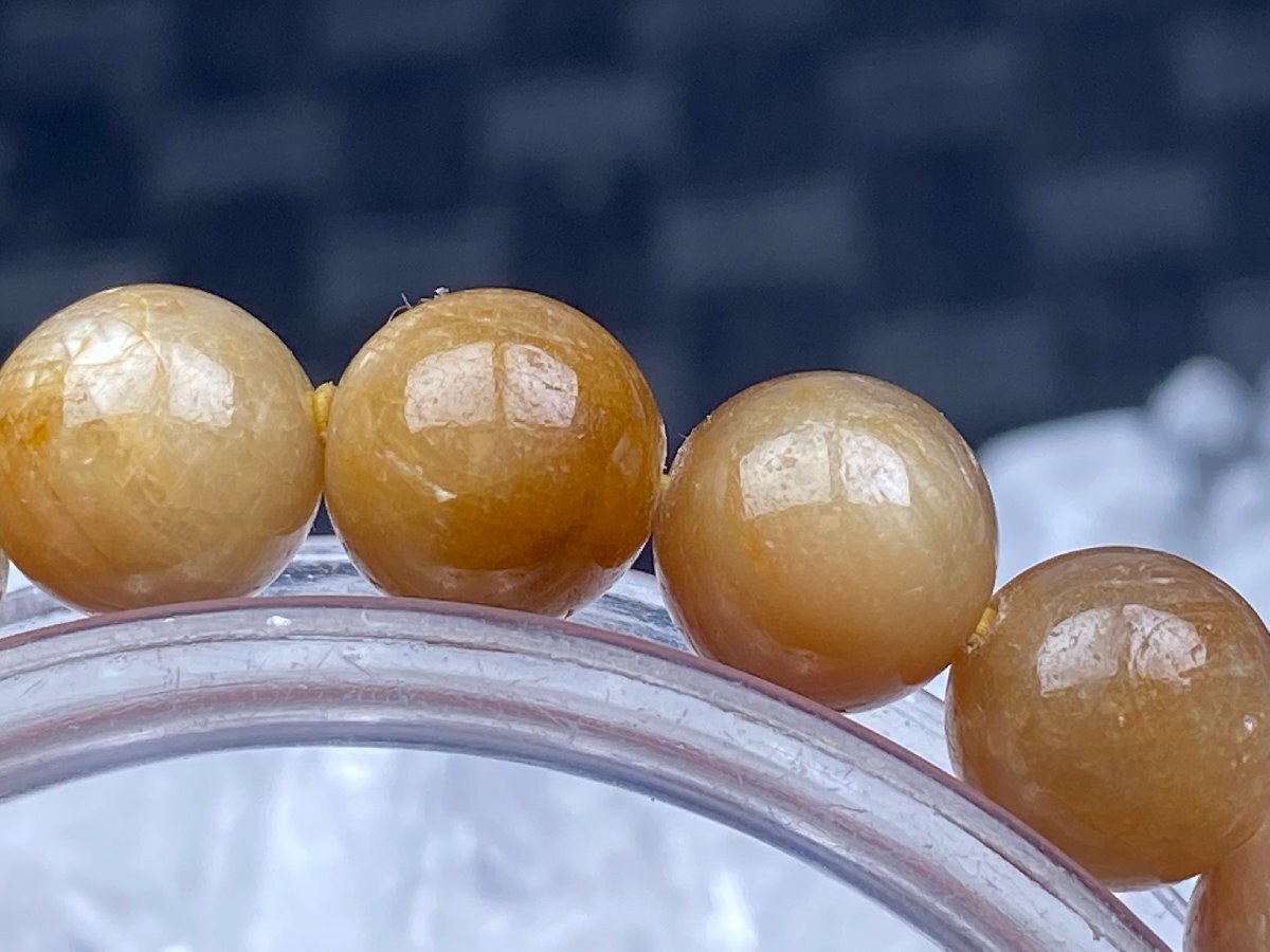 即決 0630b771 天然美品★【65Aスターイエローサファイア】★ブレス 8.5mm（新品）_画像2