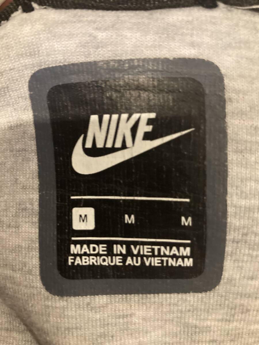 1円出品　ナイキ　テックフリース　セットアップ　Ｍサイズ　中古品_画像3