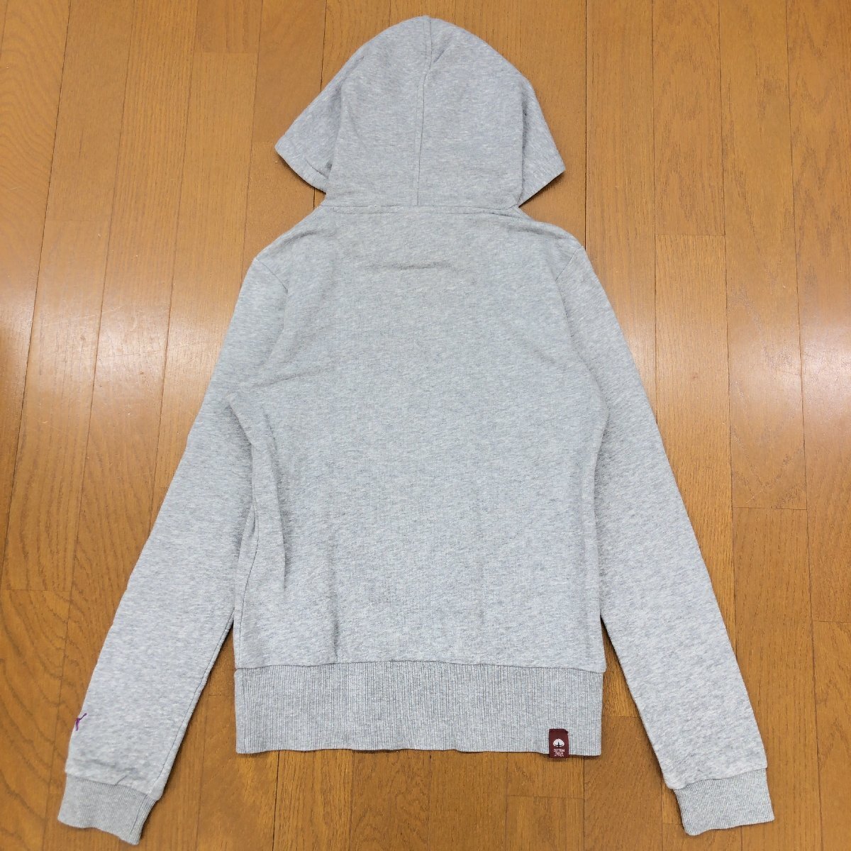 PUMA プーマ デカロゴプリント スウェット パーカー M グレー フーディ トレーナー ロゴ刺繍 スポーツMIX y2k グランジ Archive レディース_画像2