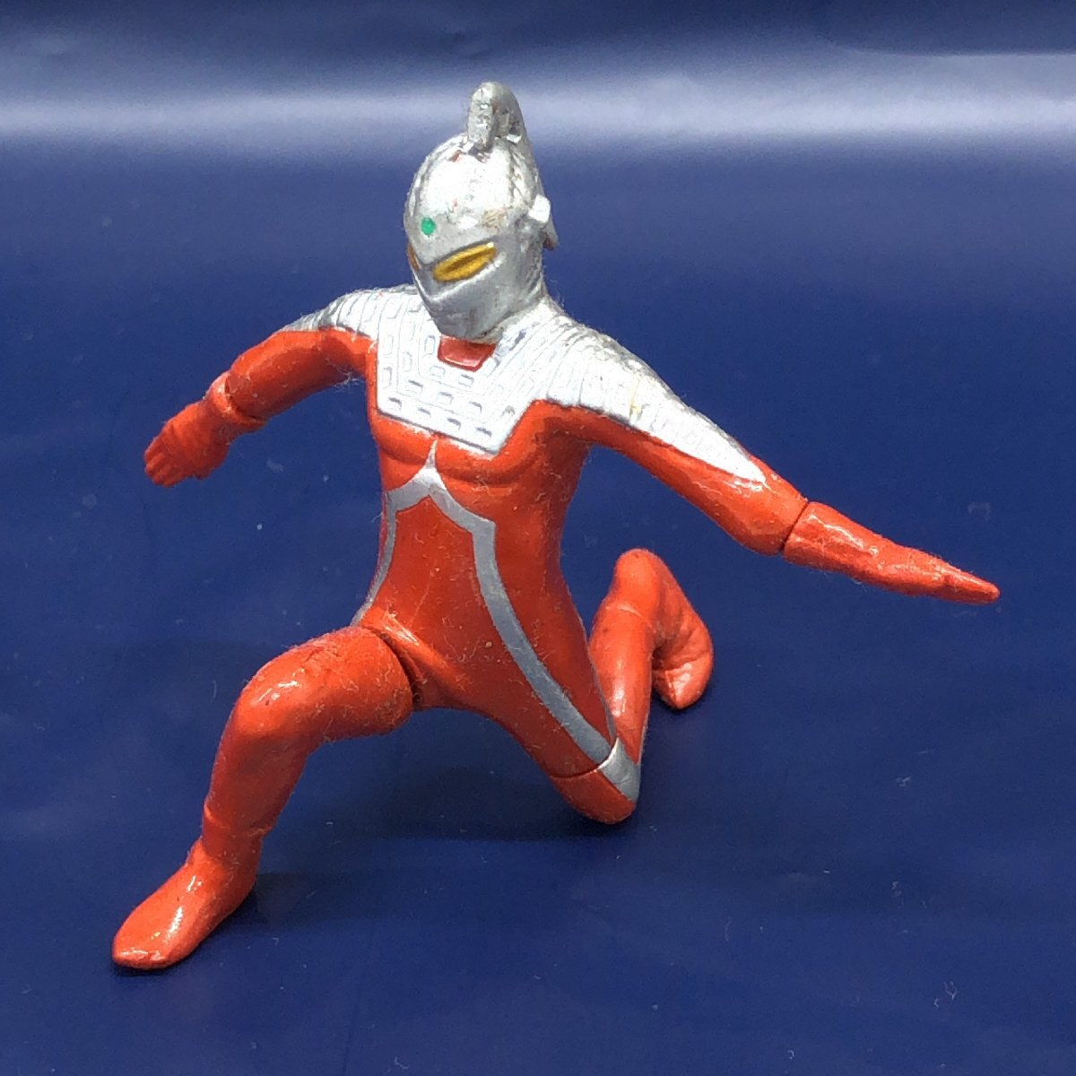 ●円谷プロ カプセルトイ HGウルトラマン23 25 ウルトラセブン ダダ ミニフィギュア 12体セット 大量 まとめ売り ソフビ 念力ポーズ レトロ_画像2