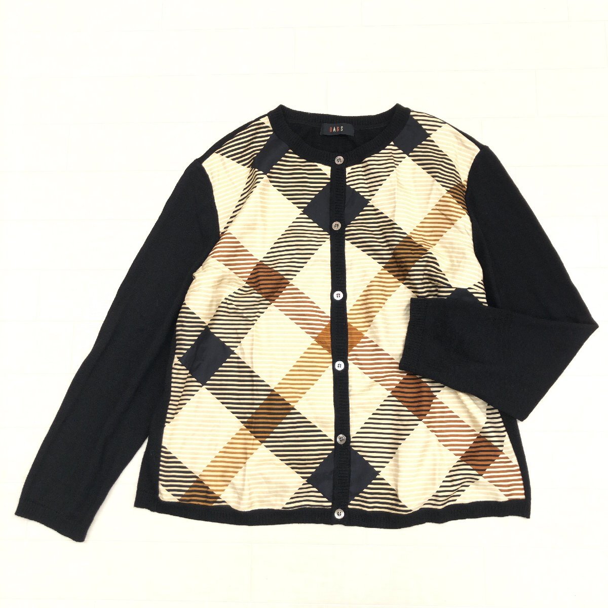 DAKS ダックス シルク フロント切替 ゆったり ウール ニット カーディガン F 黒系 ブラック系 日本製 羽織り 長袖 レディース 三共生興_画像1
