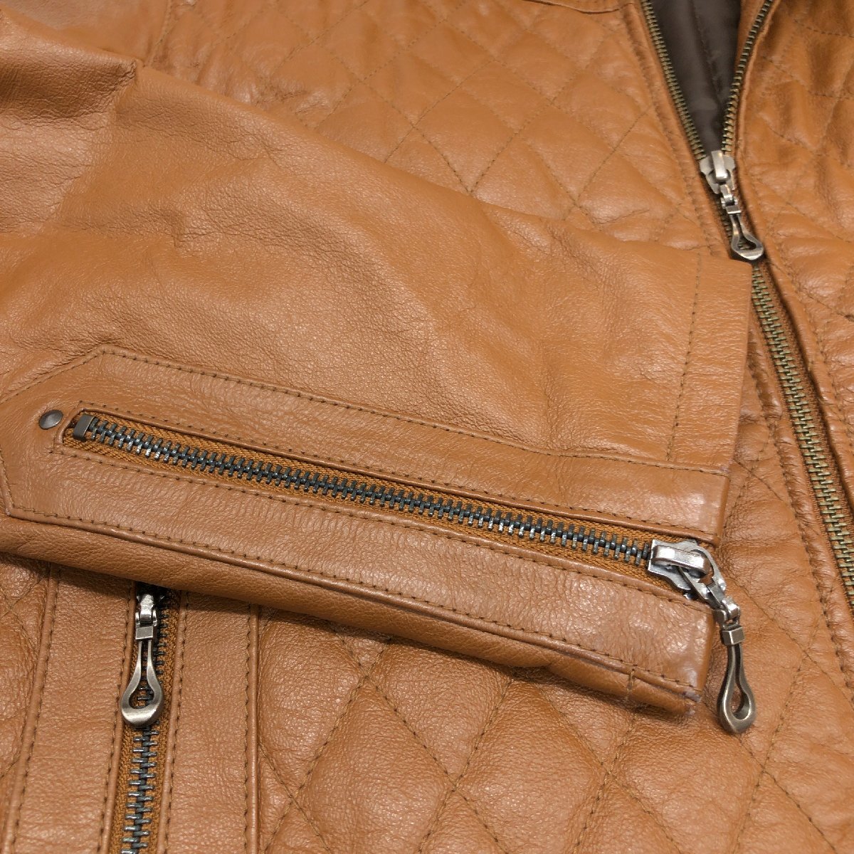 ●MALE&Co. メイル&コー タカキュー スリムフィット 本革 レザー キルティング ライダースジャケット M キャメル ブルゾン 革ジャン メンズ_画像8