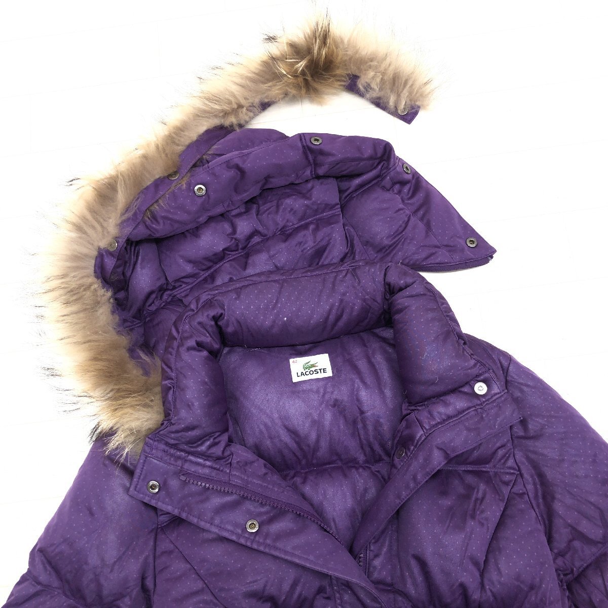 ◆LACOSTE ラコステ ピンドット 水玉柄 リアルファー Aライン ダウンコート 42 紫 パープル ロングコート ダウンパーカー レディース 婦人_画像5