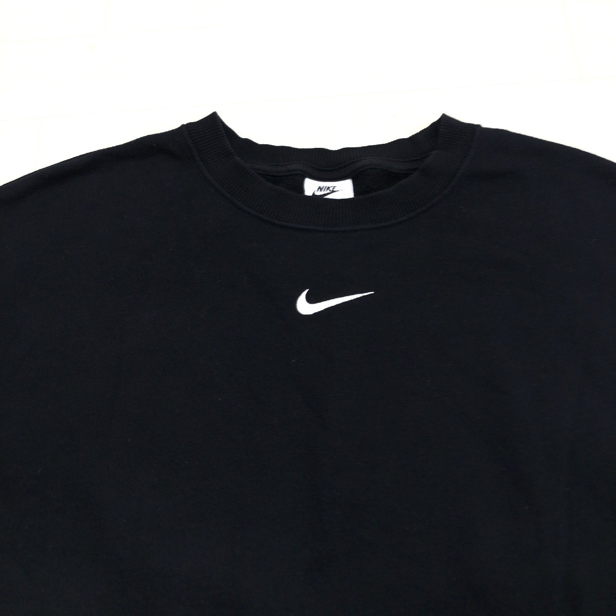 ●NIKE ナイキ 定価8,800円 ロゴ刺繍 フェニックス フリース スウェット トレーナー M 黒 ブラック 裏起毛 ストリート スポーツ レディース_画像5