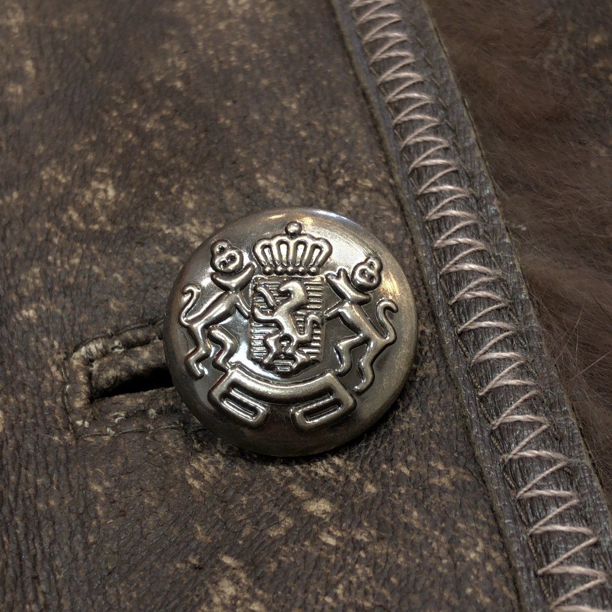 ◆Only you MILANO ラクーンファー付き 裏ファー 羊革 ラムレザー ロングコート M-L レザーコート 毛皮 ムートン y2k archive グランジ_画像6