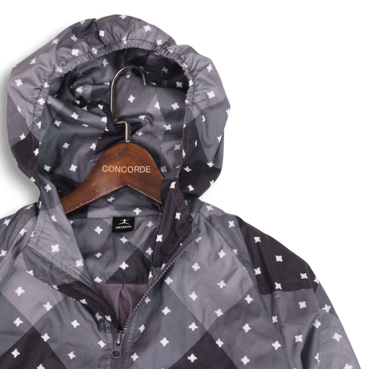 DANSKIN ダンスキン 裏起毛★ チェック総柄 ウィンドブレーカー ジャケット パーカー Sz.L-DA レディース ヨガ トレーニング_画像2