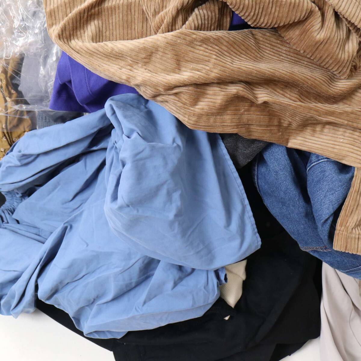 【大量! GU 58点】 GU ジーユーのみ レディース トップス ボトムス アウター まとめ売り 卸売り 卸 業販 アソート Sz.F_画像2