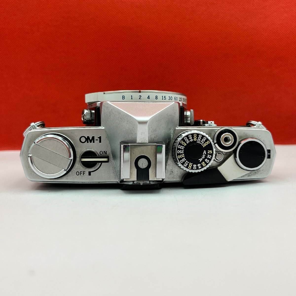 #25 OLYMPUS OM-1 シルバー フィルム一眼レフカメラ ボディ 動作品 1円スタート オリンパス_画像5