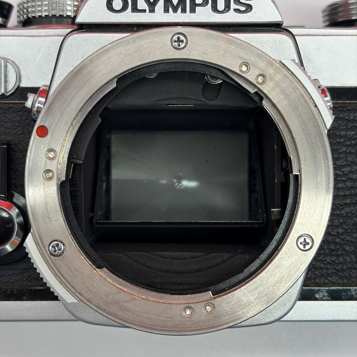 +12 OLYMPUS OM-1 シルバー フィルム一眼レフカメラ ボディ 現状品 1円スタート オリンパス_画像9