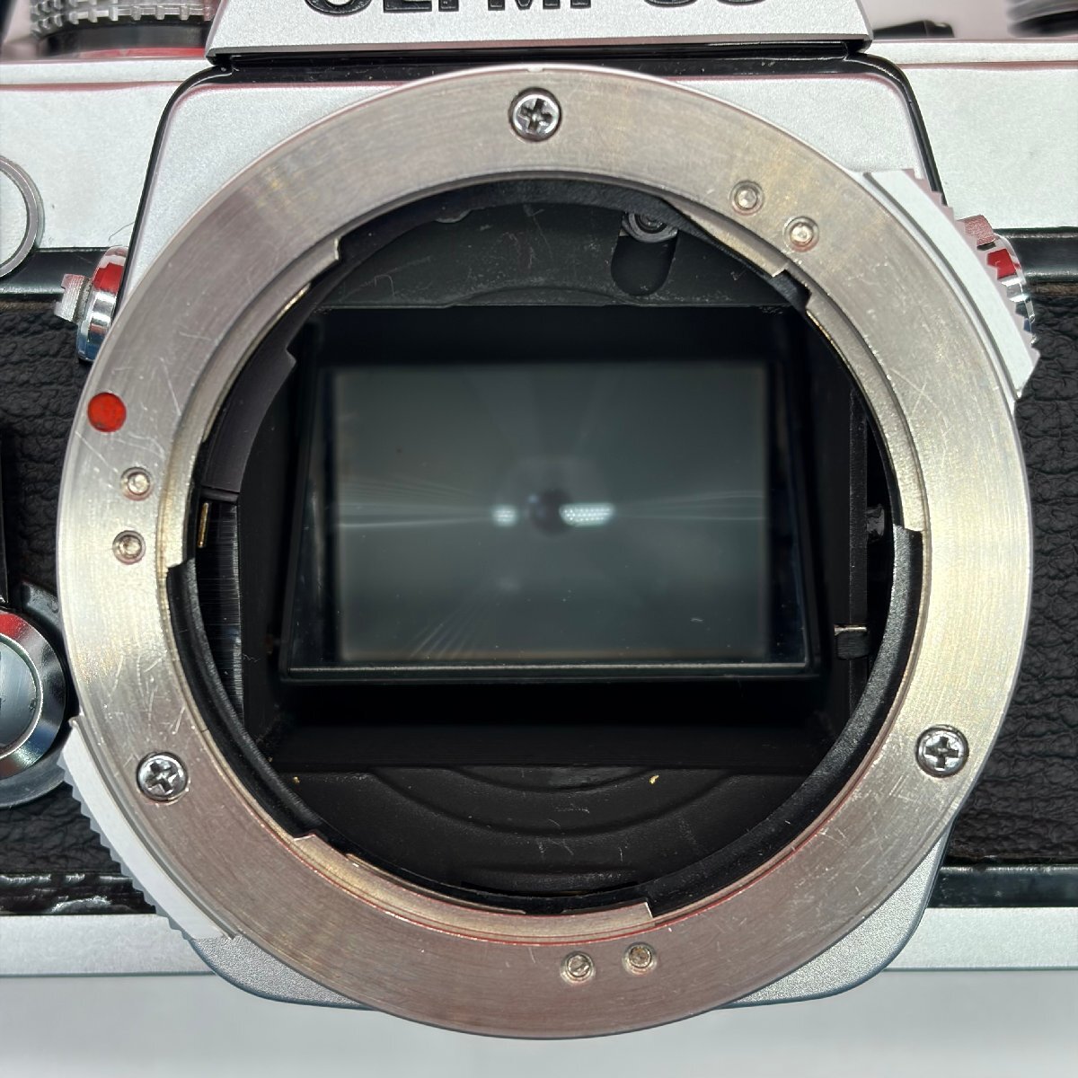 R204 OLYMPUS OM-1 シルバー OM-SYSTEM G.ZUIKO AUTO-S F1.4 50mm フィルム一眼レフカメラ 現状品 1円スタート オリンパス_画像9