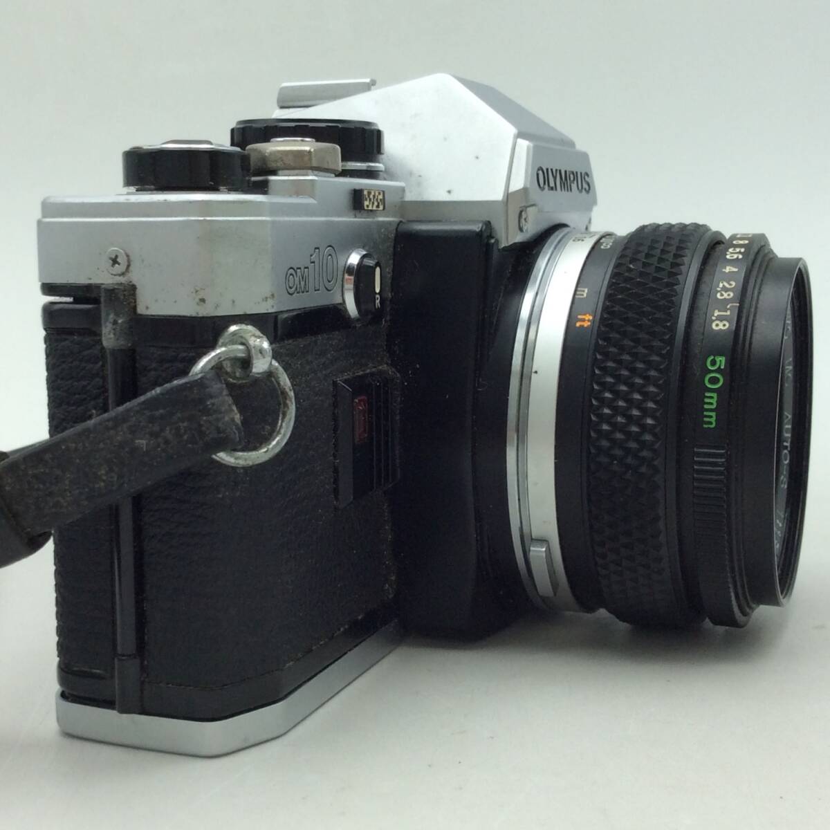 RR74★【動作/精度未確認】フィルムカメラ OLYMPUS オリンパス OM10 一眼レフ レンズ 1:1.8 f=50ｍｍ 現状品 ジャンク品_画像3