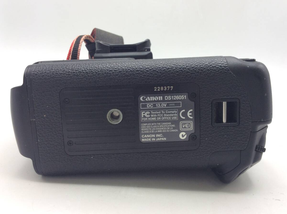 RR1★【通電/動作/精度未確認】デジタル一眼レフカメラ Canon キャノン EOS-1 D MarkⅡ DS126051 付属品あり 現状品 ジャンク品_画像6