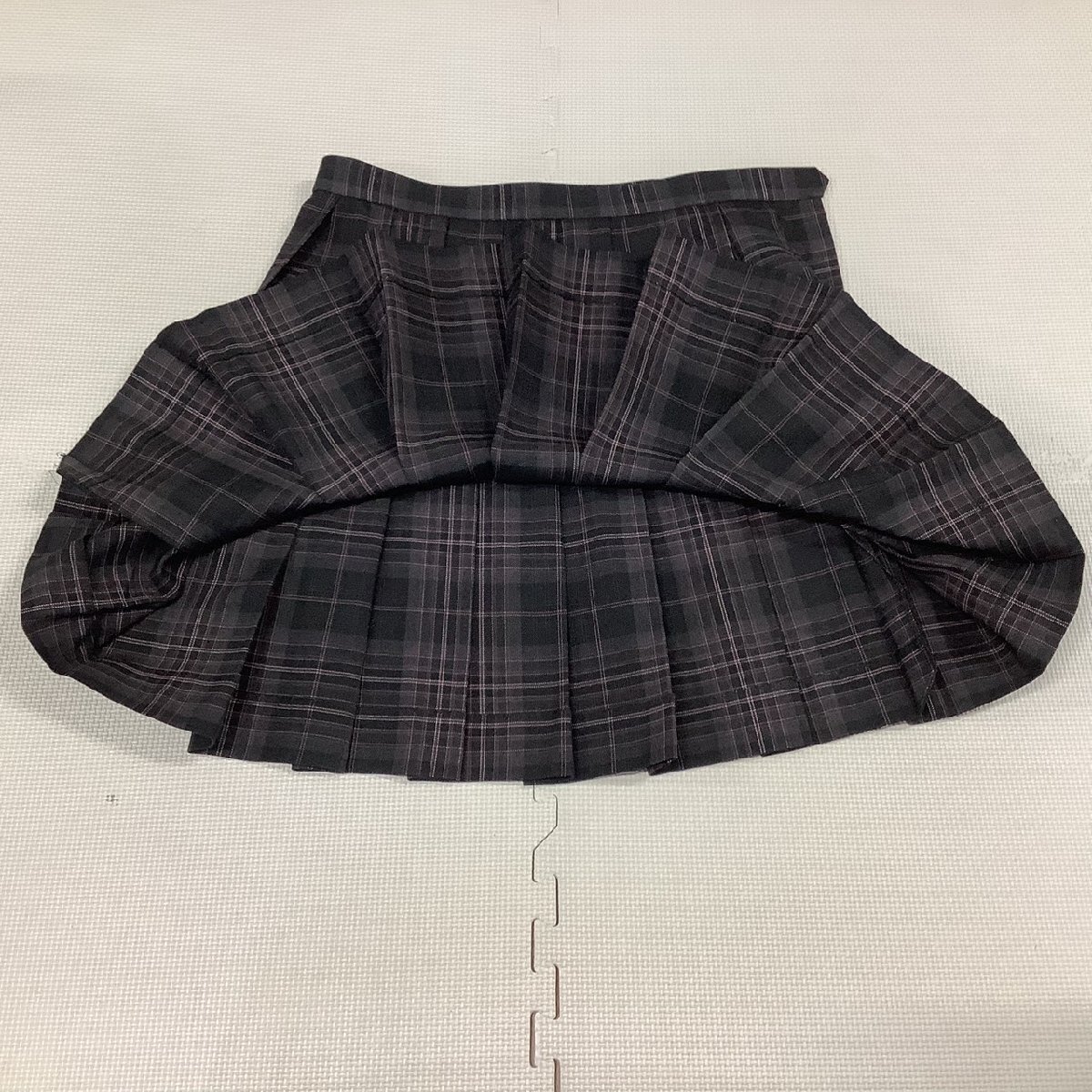 [I1820/Y]福島県 福島東稜高校 2点 /旧制服/大きい/指定品/ブレザー:13/冬スカート:W70~78程度/YUMA KOSHINO/チャコールグレー/チェック柄/_画像9