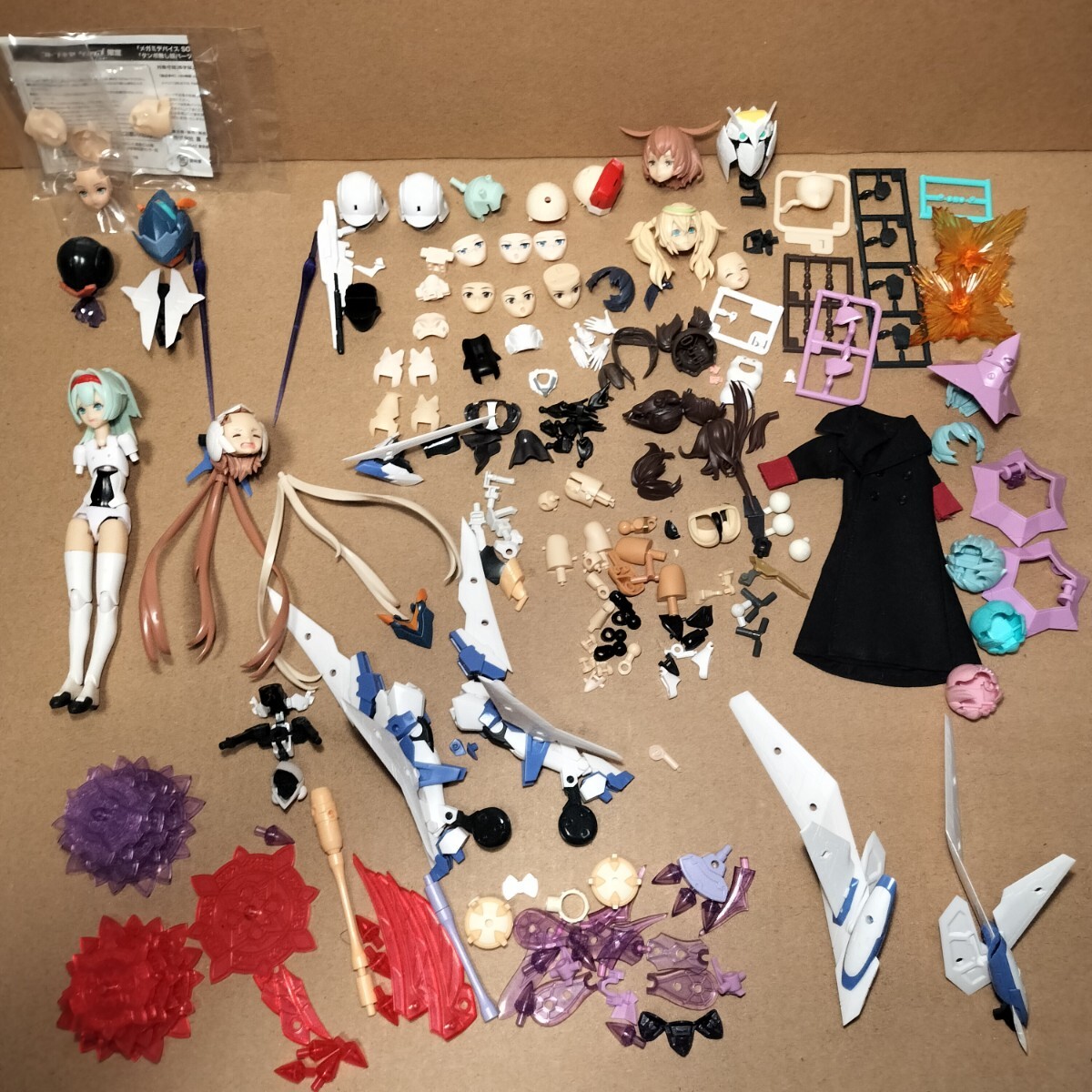 ジャンク コトブキヤ メガミデバイス 余剰 破損品 muscuto カスタムパーツなど フレームアームズガール 美少女プラモデル_画像2