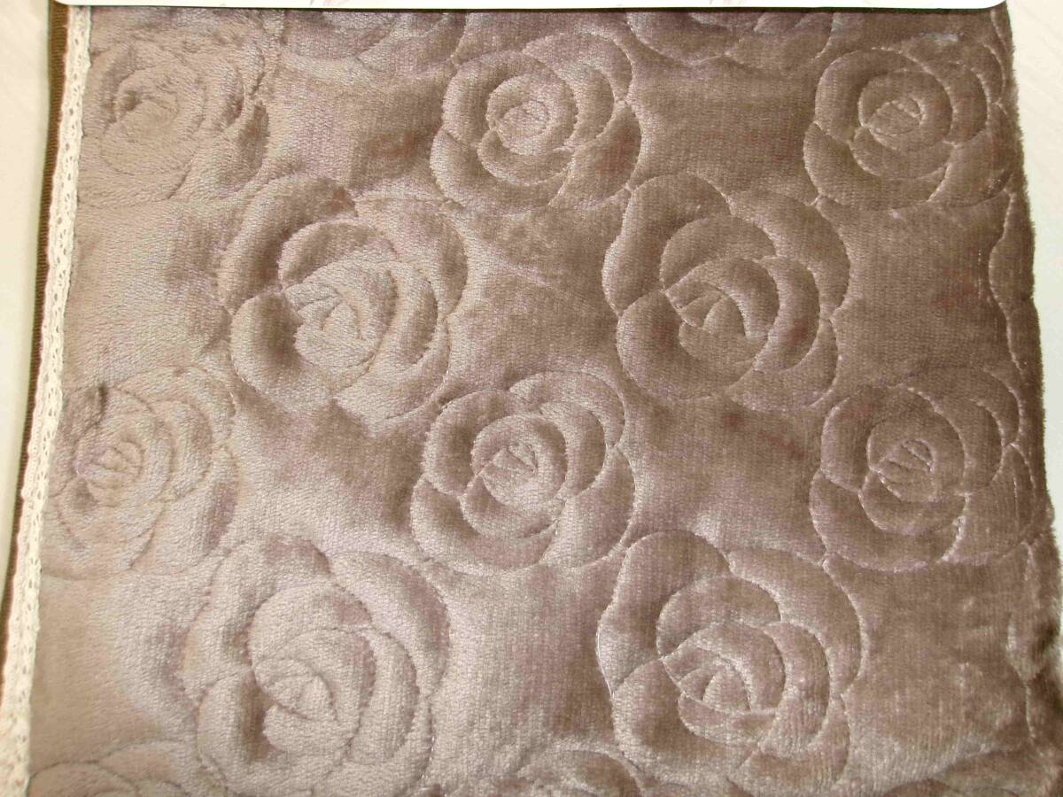 敷パット2枚組　シングル　B品特価　フランネル薔薇　ベットパット　暖かい洗濯可能　ベットシーツ　暖かパット BR 沖縄、諸島部は不可　_画像2