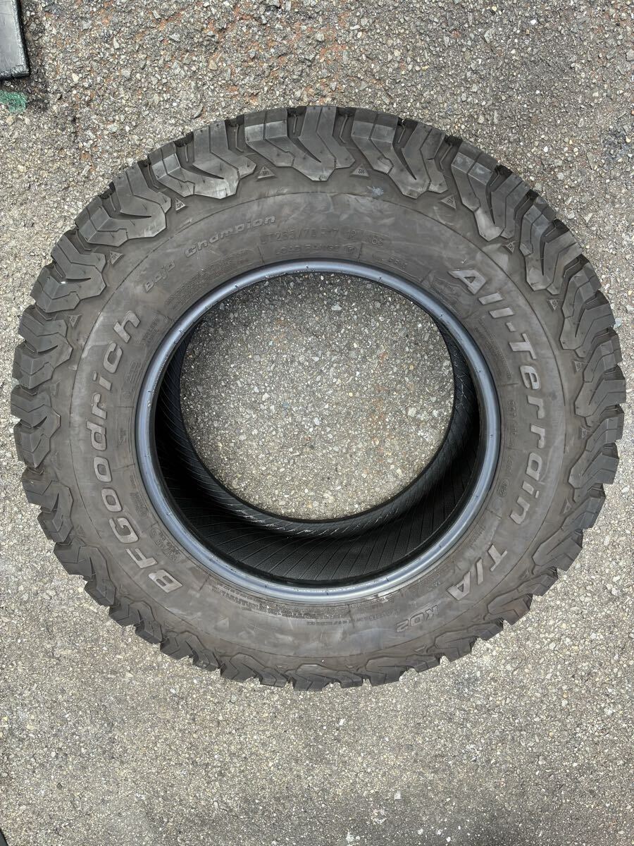 BFGoodrich BFグッドリッチ 265/70R17 121/118S オールテレーン KO2 A/T ホワイトレター 中古　1本 c_画像2