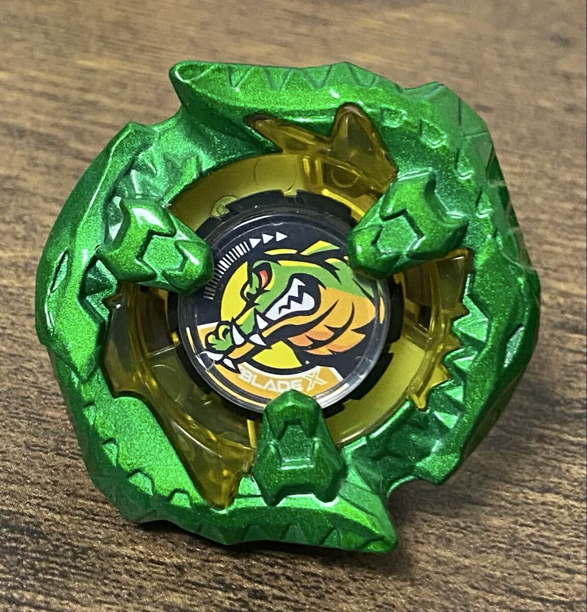 クロコクランチ2-60Q(メタルコート:グリーン) ベイブレードX beyblade 国内正規品_画像1