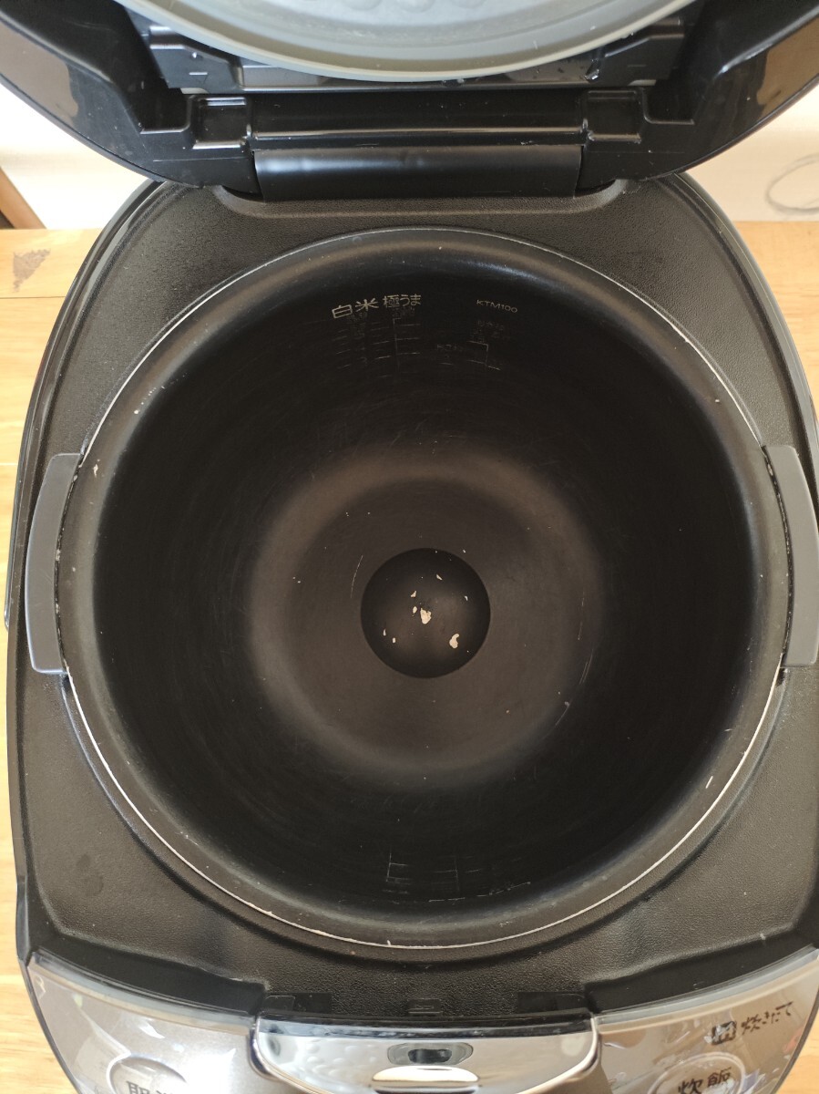 タイガーIH炊飯ジャー　JKT-P100_画像3