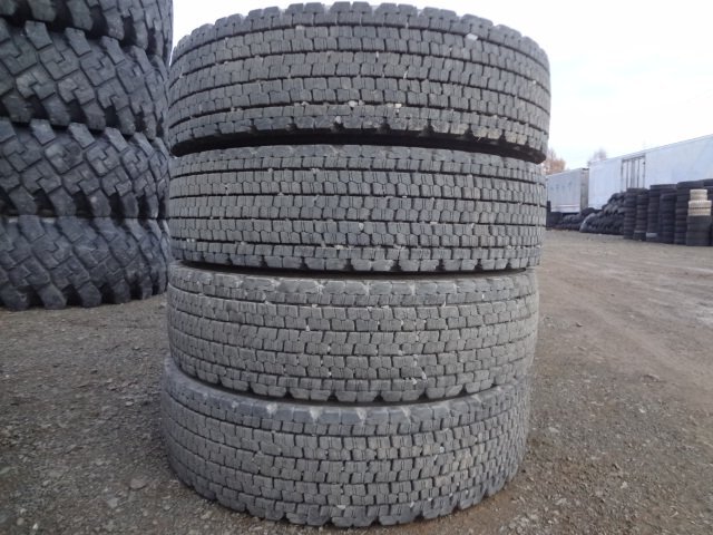 □809 冬 美品9分山～ ブリヂストン W900 225/90R17.5 127/125L 4本 2023年製_画像1