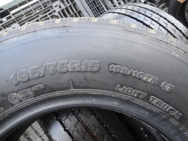 ★5215 夏 イボ付10分山 ブリヂストン R207 195/75R15 109/107N LT 4本 2023年製_画像7