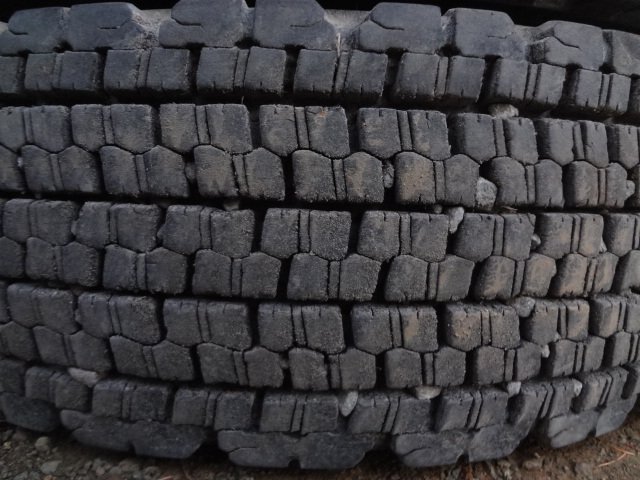 □809 冬 美品9分山～ ブリヂストン W900 225/90R17.5 127/125L 4本 2023年製_画像5