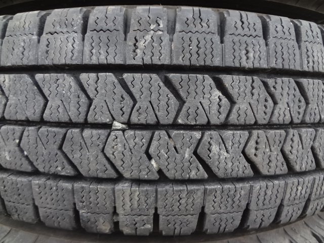 ●9113 冬 美品9.5分山 ブリヂストン W989 185/75R15 106/104N LT 6本 2023年製_画像3