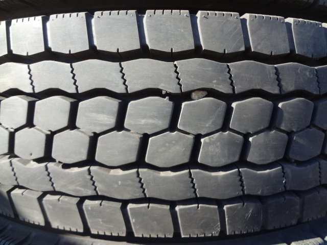 □824 ミックス ほぼ新品 ブリヂストン M899 225/80R17.5 123/122L 6本 2025年製_画像5