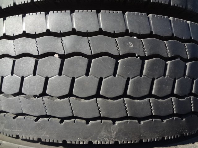 □823 ミックス 美品9分山 ブリヂストン M899 225/80R17.5 123/122L 6本 2025年製_画像4