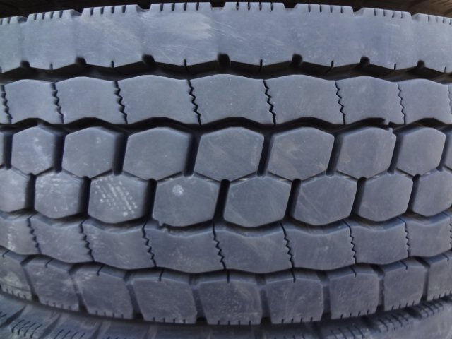□824 ミックス ほぼ新品 ブリヂストン M899 225/80R17.5 123/122L 6本 2025年製_画像6