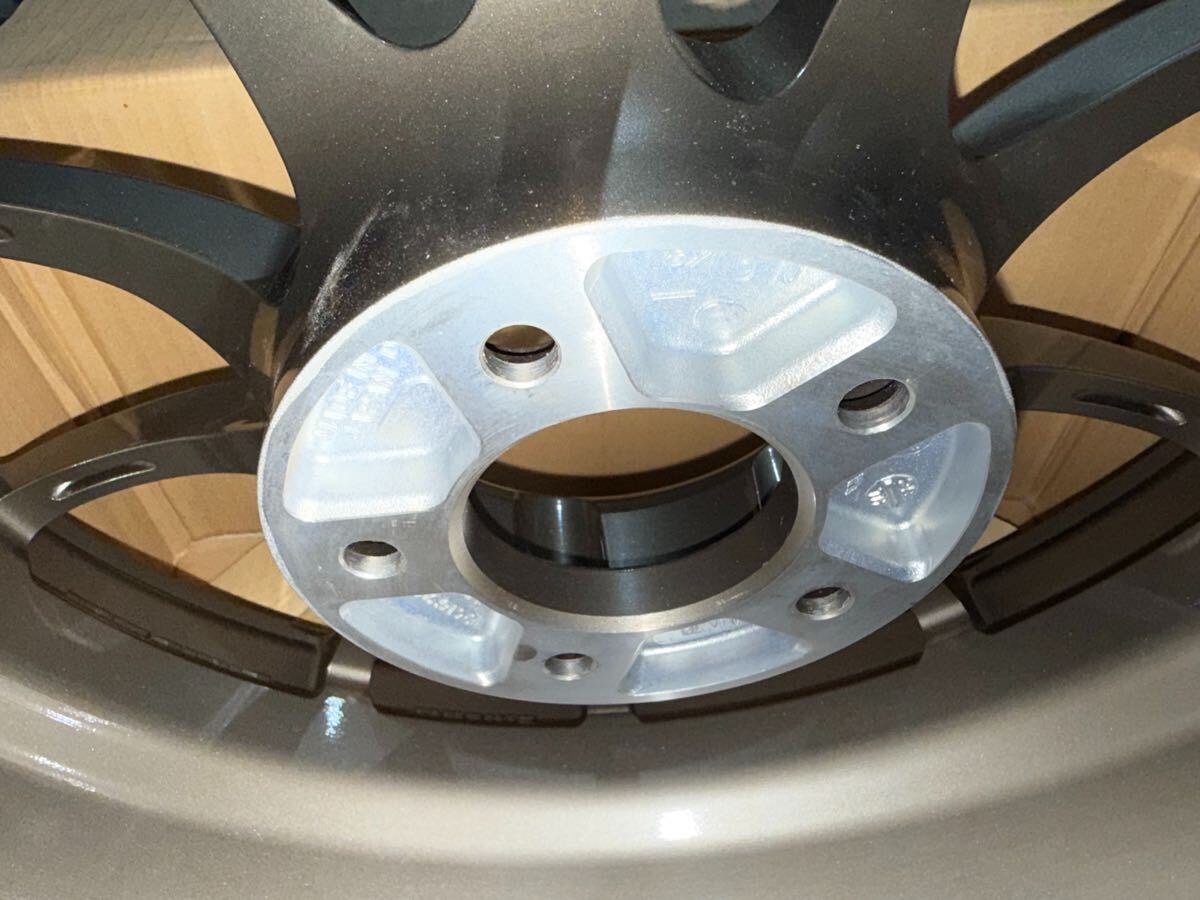 ADVAN Racing RZ 18インチ 9J +25 114.3 新品未使用 3本のみ 希少サイズ アドバン レーシング_画像9