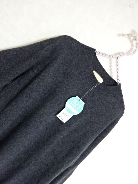 未使用タグ付き☆Ito Yokado 洗えるカシミヤ100%ハイネックセーターL☆\7,900＋税_画像2