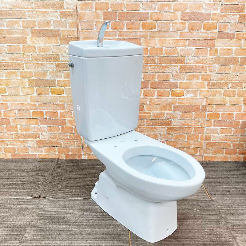  【美品】TOTO トイレ 洋式便器 (床下排水) 「C780」 排水芯200mm とタンク「S791B」のセット #SB4(ハーベストブルー) 大阪市内 76K _画像2