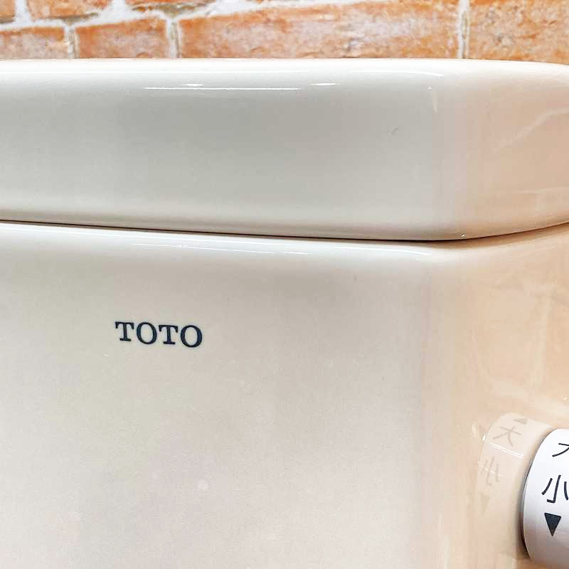 【美品】TOTO ピュアレストQR トイレ リモデルタイプ 洋式便器 (床下排水) 「CS220BM」とタンク「SH220BAS」のセット #SC1 大阪市内 77K _画像6